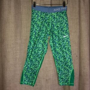 Nike Pro Capri leggings